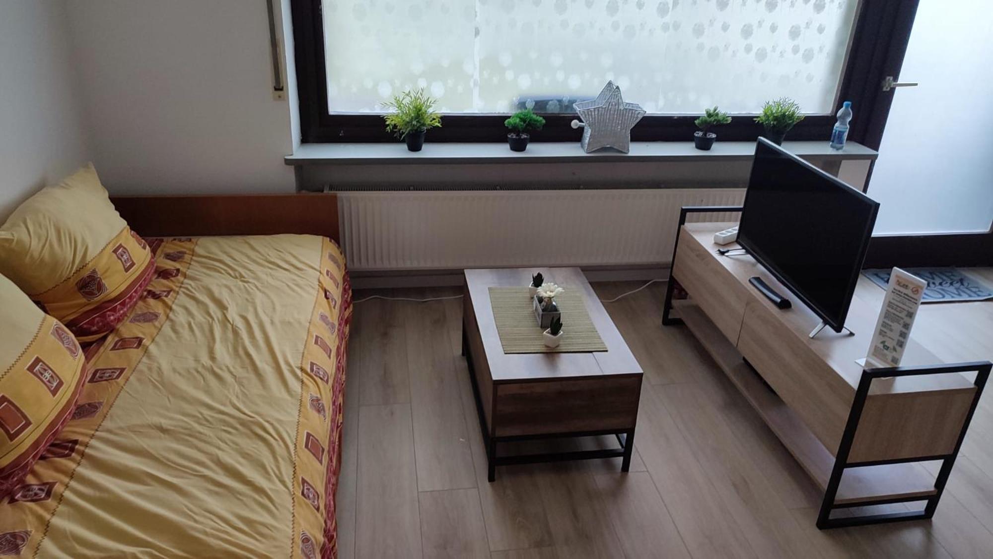 2-5 Bettzimmer Creglingen Exteriör bild