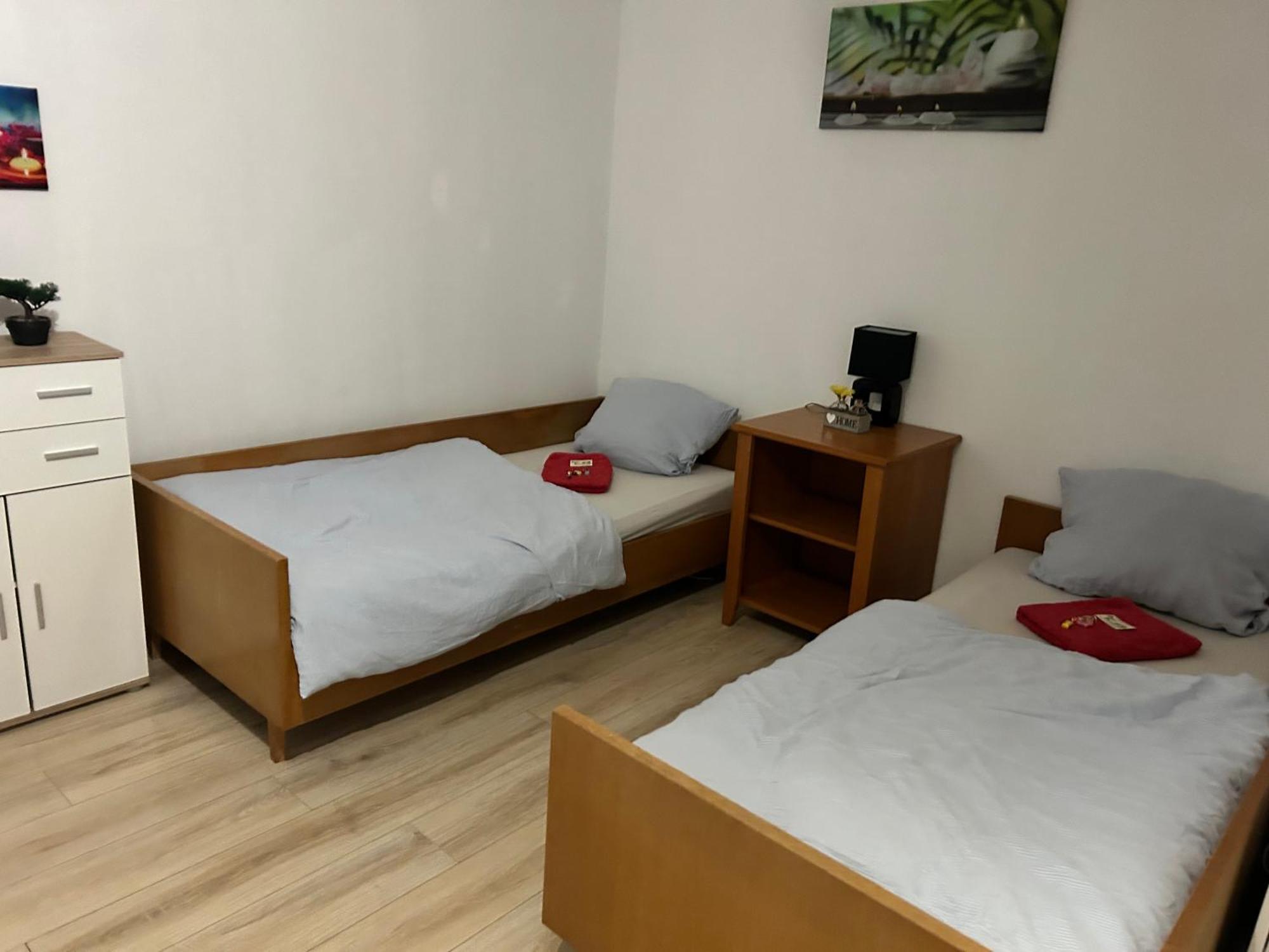 2-5 Bettzimmer Creglingen Exteriör bild